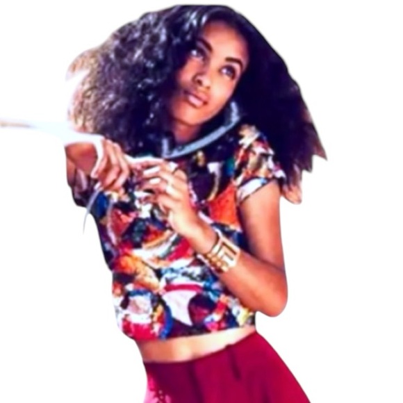 $440 Sequins Alice + Olivia Kaleidoscopic Crop Top 2 COLORFUL Back Stretch Panel - Picture 10 of 16